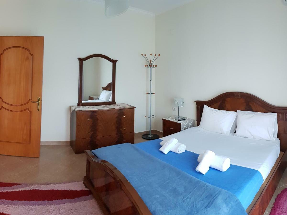 Hotel Villa Ago Permet Bagian luar foto