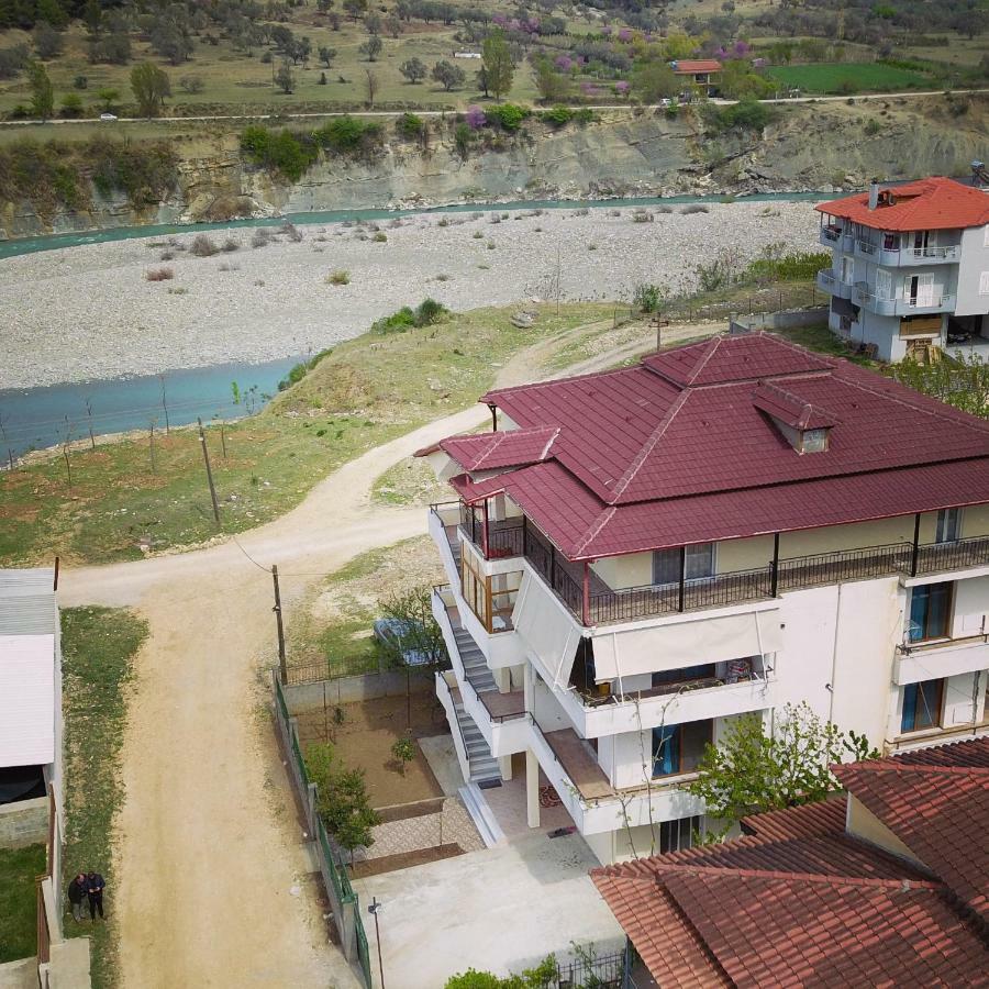 Hotel Villa Ago Permet Bagian luar foto