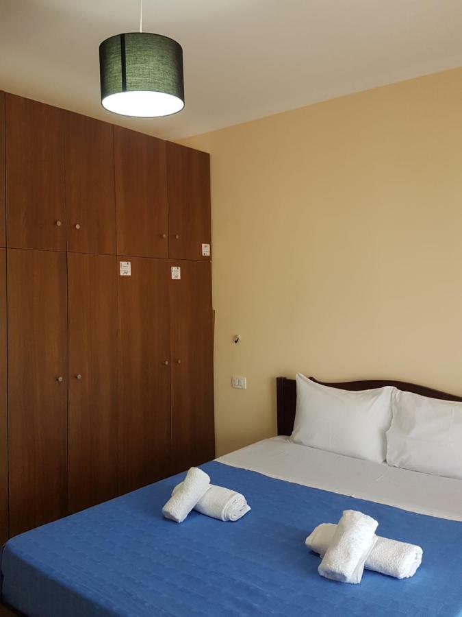 Hotel Villa Ago Permet Bagian luar foto