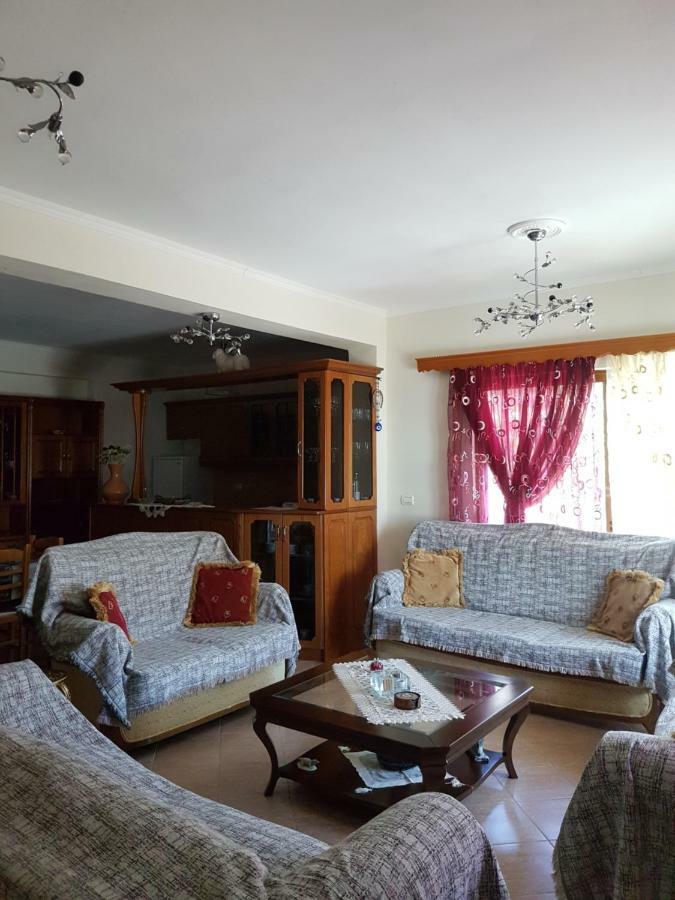 Hotel Villa Ago Permet Bagian luar foto